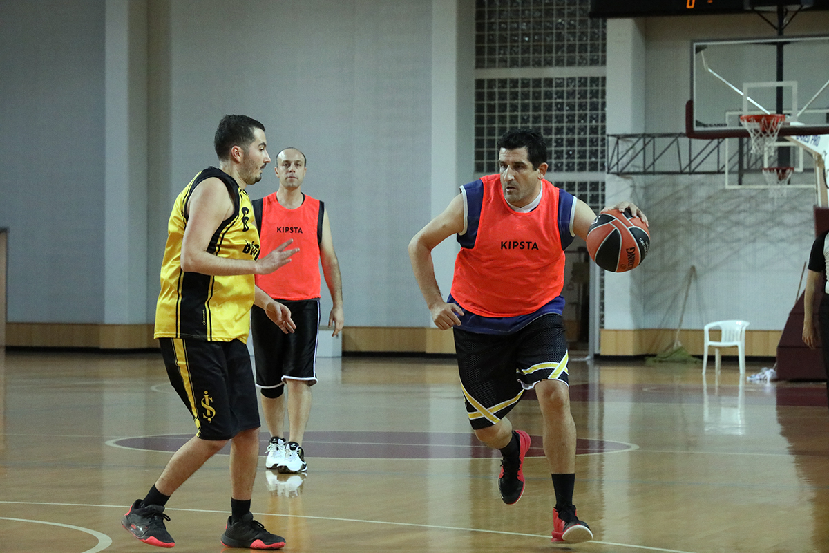 Basketbolda Son 4 Takım Belli Oldu